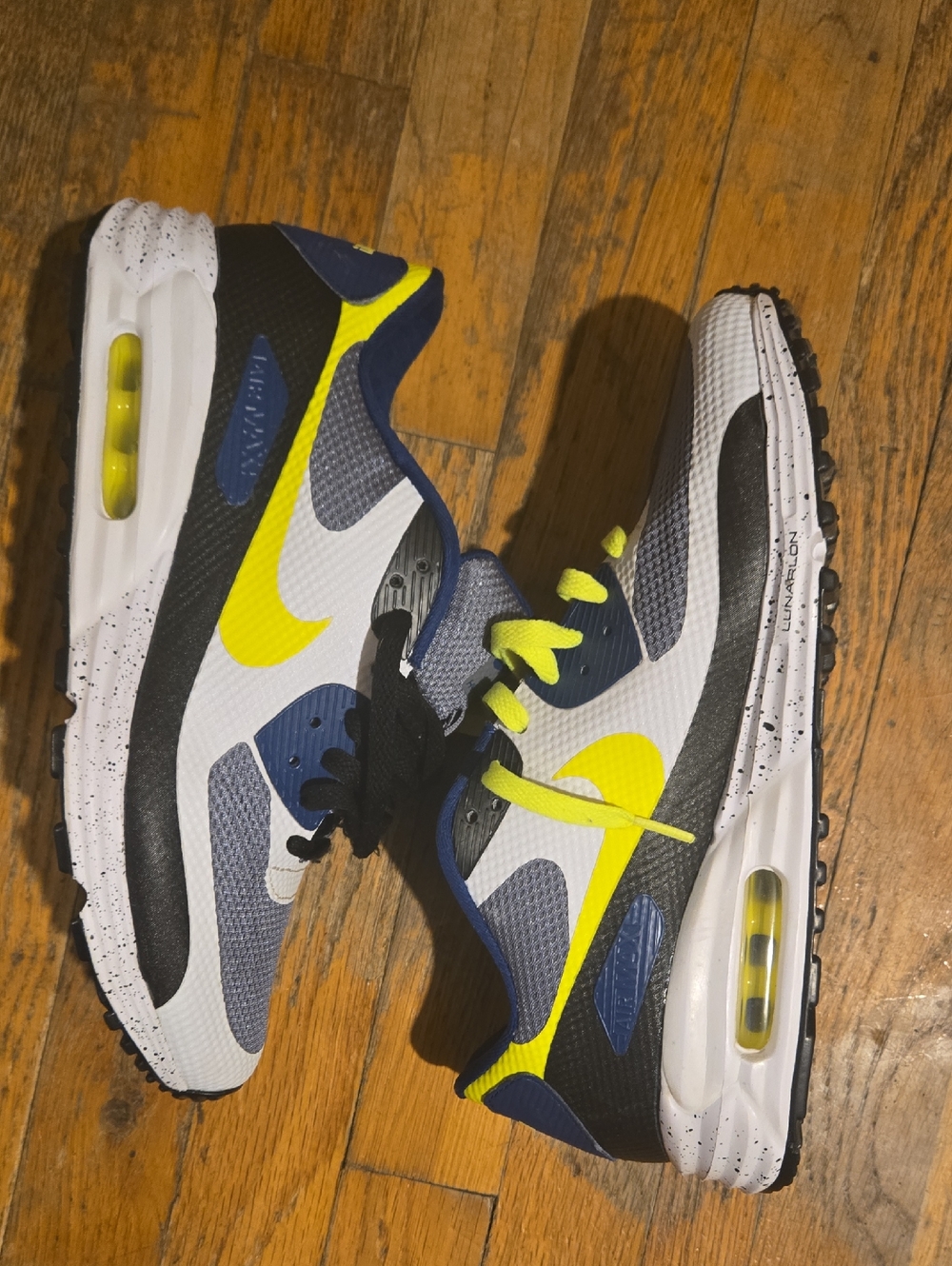 Nike ID Nike Air Max 90 Hyperfuse With Lunarlon Speckle Paint Midsoles.